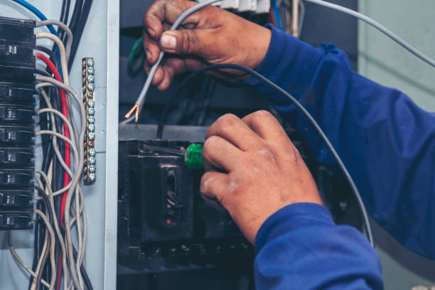 Best Affordable Emergency Electrician  in North Randall, OH